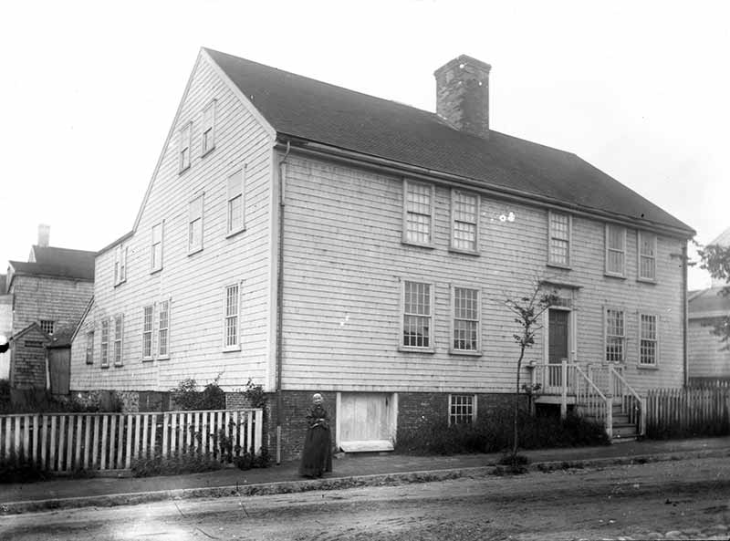 10 Pine Street - Courtesy Nantucket Historical Association
